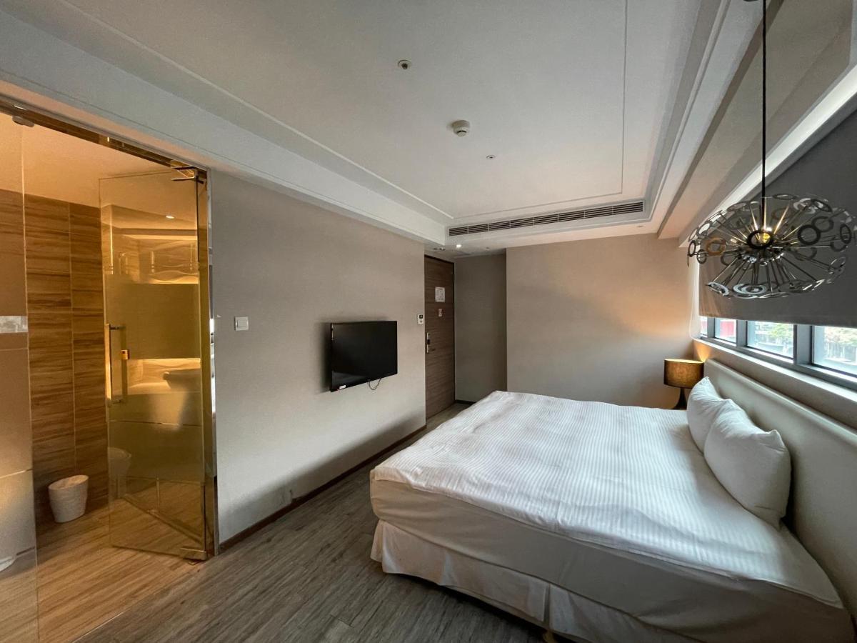 גאושיונג Royal Fine Hotel מראה חיצוני תמונה