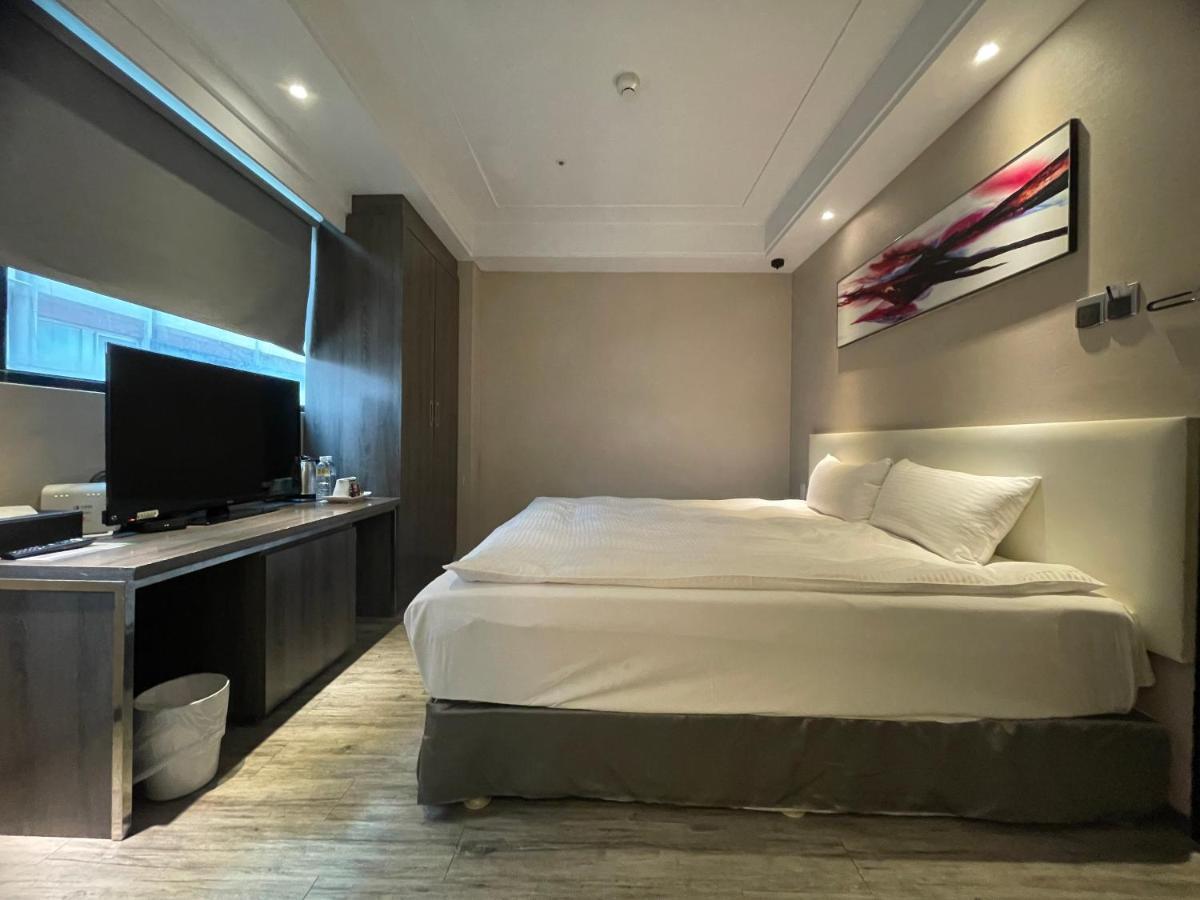גאושיונג Royal Fine Hotel מראה חיצוני תמונה