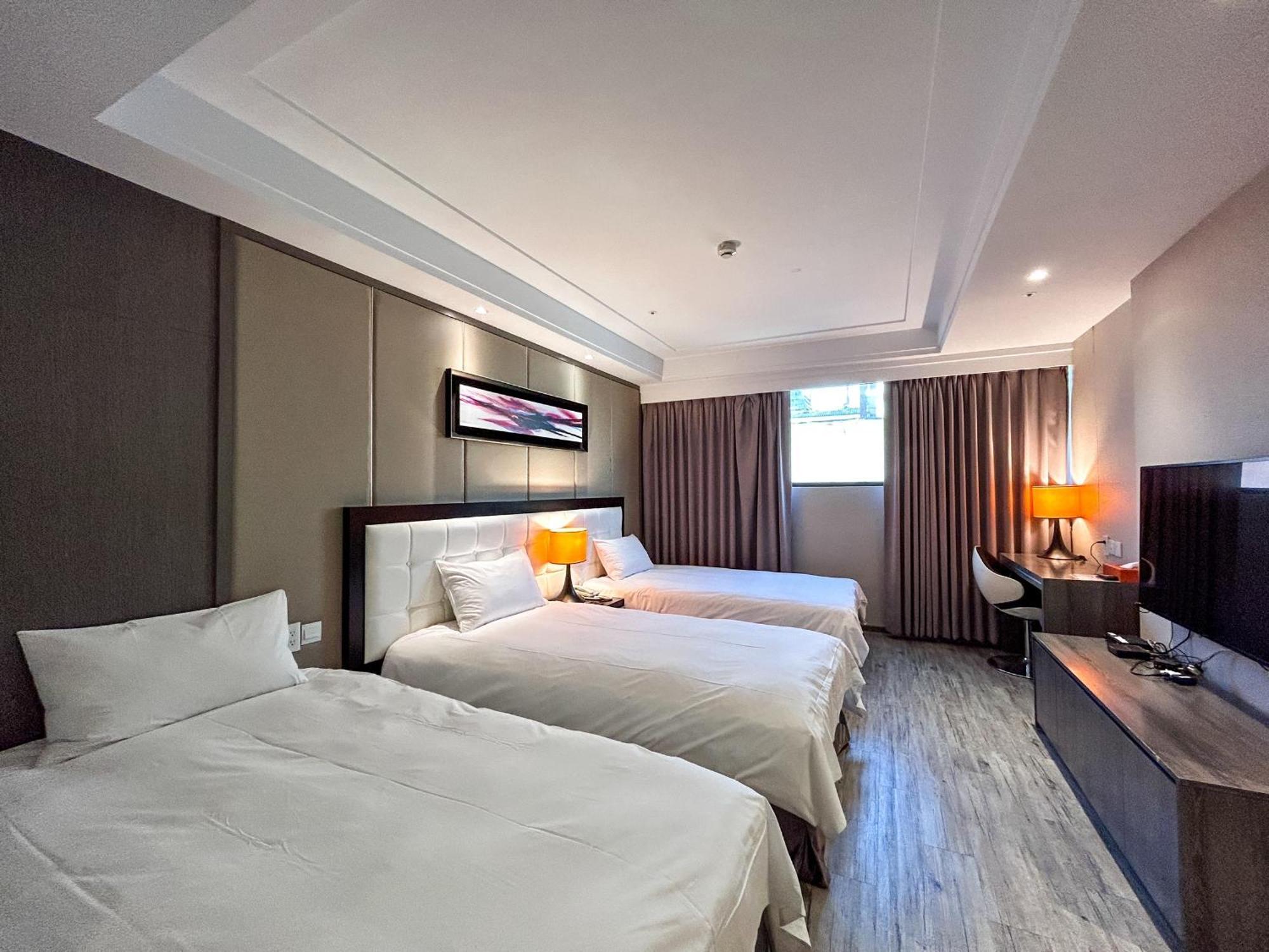 גאושיונג Royal Fine Hotel מראה חיצוני תמונה